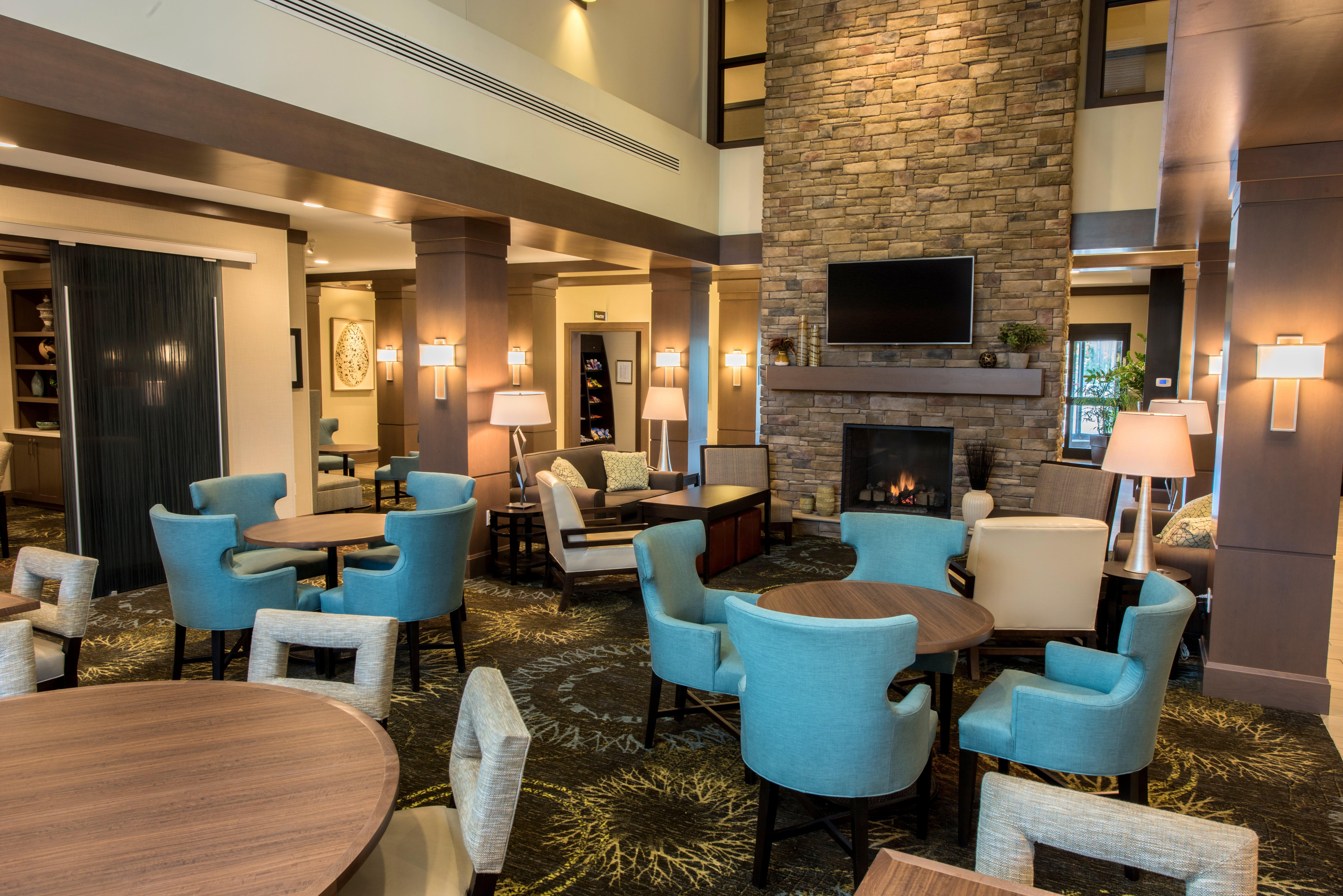 Staybridge Suites Albany Wolf Rd-Colonie Center, An Ihg Hotel Extérieur photo