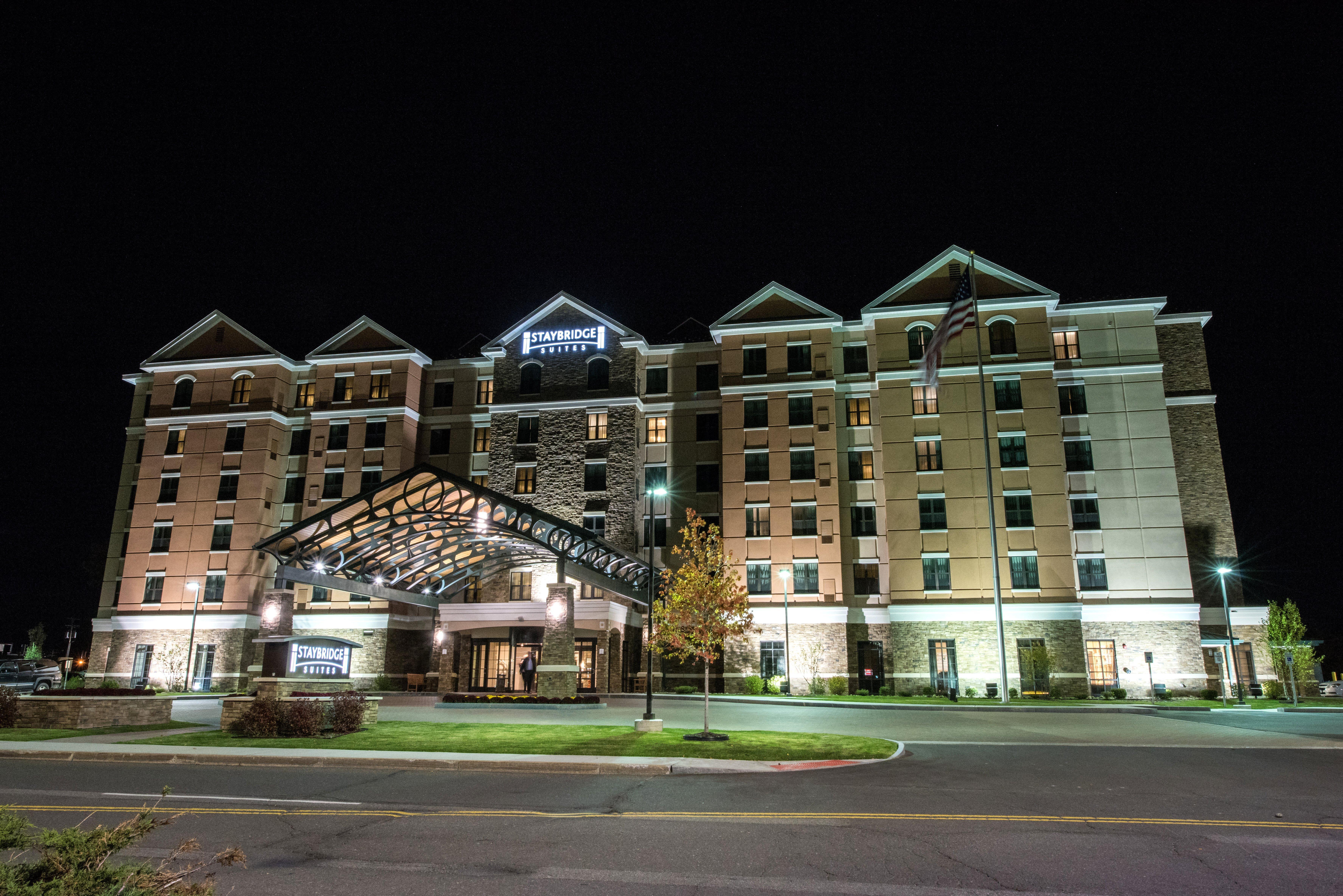 Staybridge Suites Albany Wolf Rd-Colonie Center, An Ihg Hotel Extérieur photo